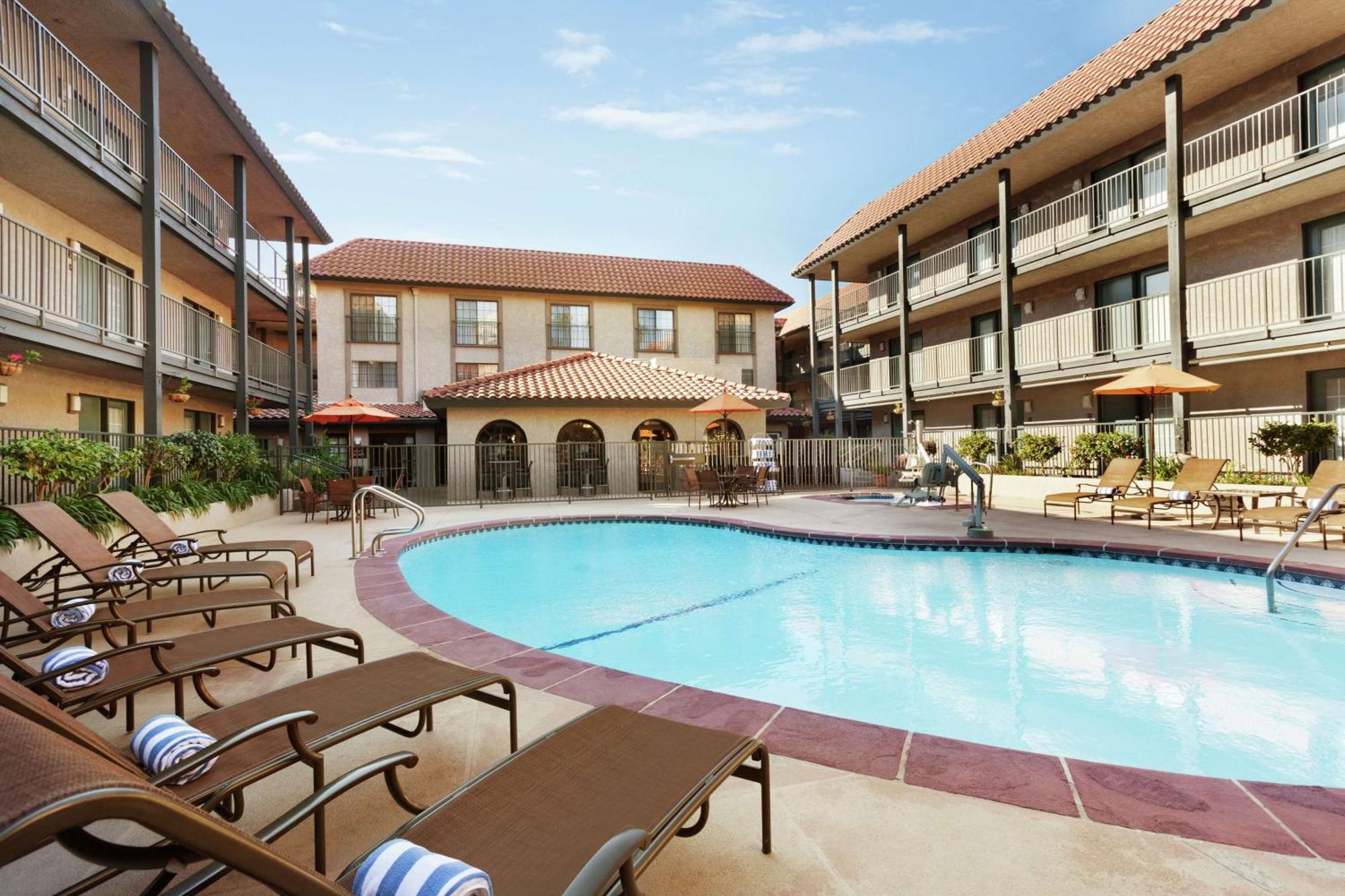 Embassy Suites By Hilton Lompoc Central Coast Екстер'єр фото